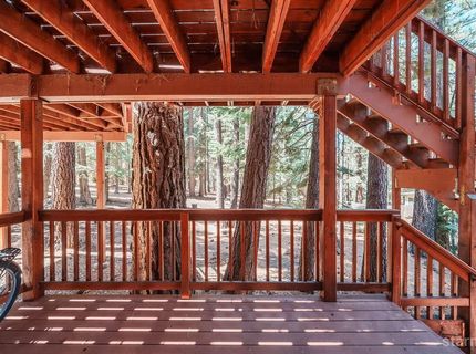 1346 Bonanza Avenue, South Lake Tahoe, CA 96150 Photo