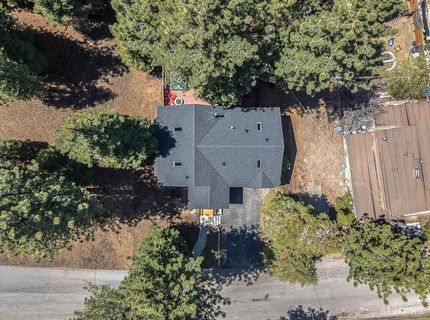 1346 Bonanza Avenue, South Lake Tahoe, CA 96150 Photo