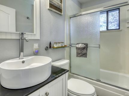 2146 Cornelian Drive, South Lake Tahoe, CA 91650 Photo