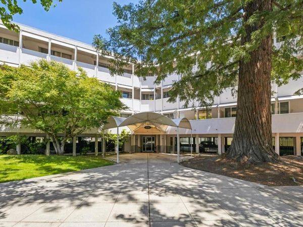 1515 Arc Way, Unit 305, Burlingame, CA 94010