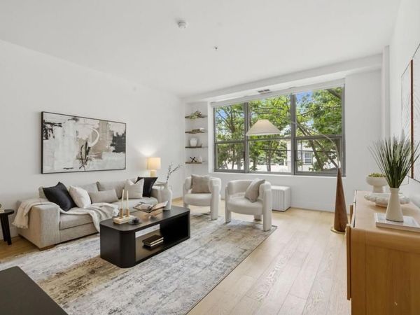1001 46th Street, Unit 212, Emeryville, CA 94608