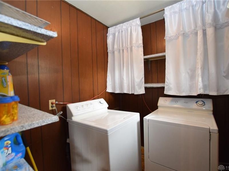 545 W Light Street, Urbana, OH 43078 Photo 8