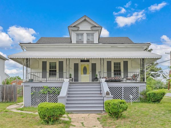 1901 Staunton AVE NW, Roanoke, VA 24017