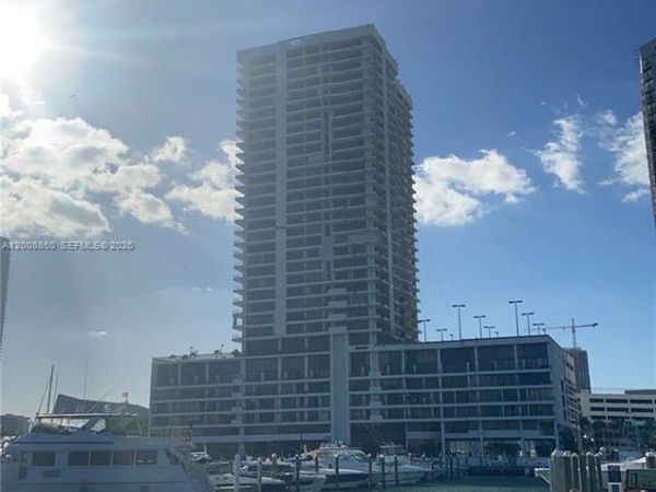 Unit 27G, Miami, FL 33132