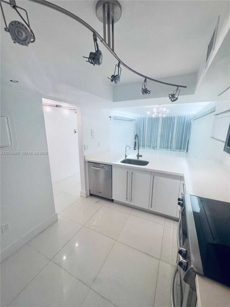 Please Call For Address, Unit 27G, Miami, FL 33132 Photo