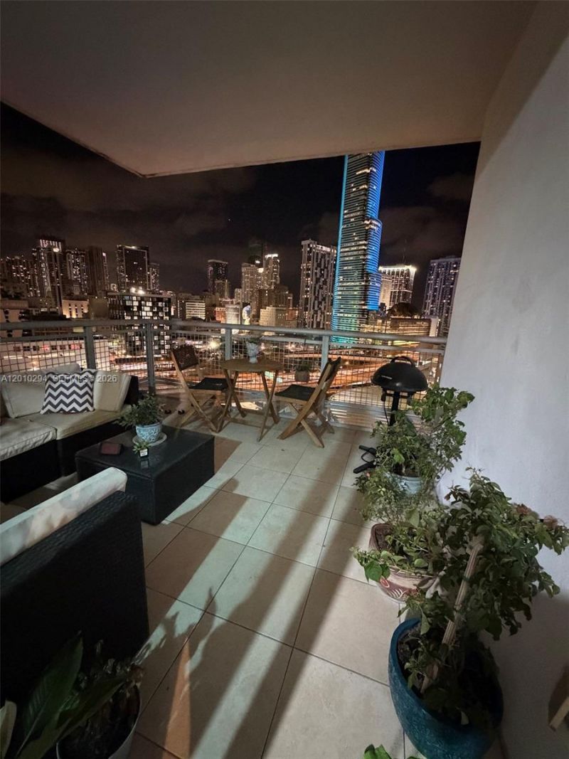 350 S Miami Ave , Unit 1503, Miami, FL 33130 Photo