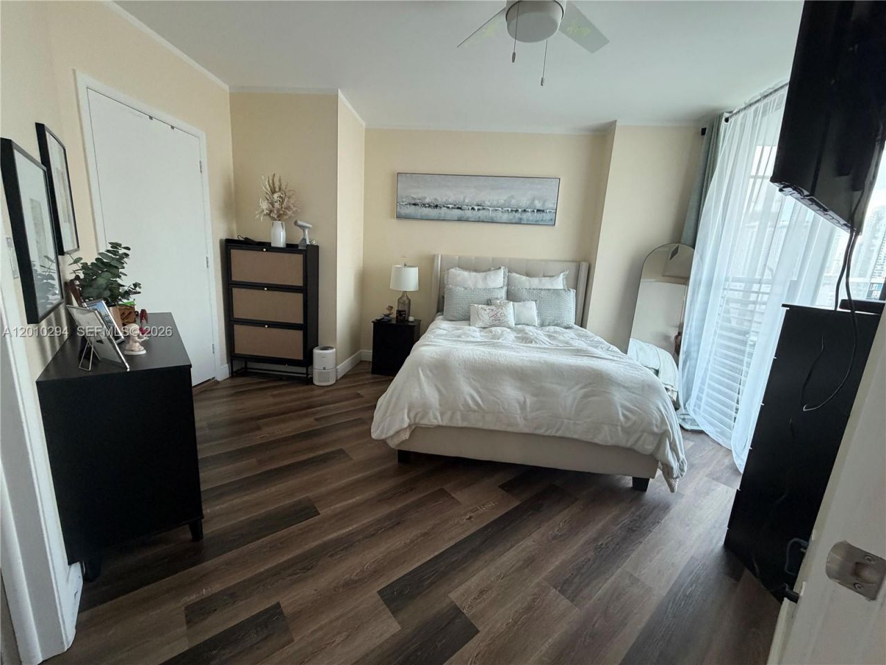350 S Miami Ave , Unit 1503, Miami, FL 33130 Photo