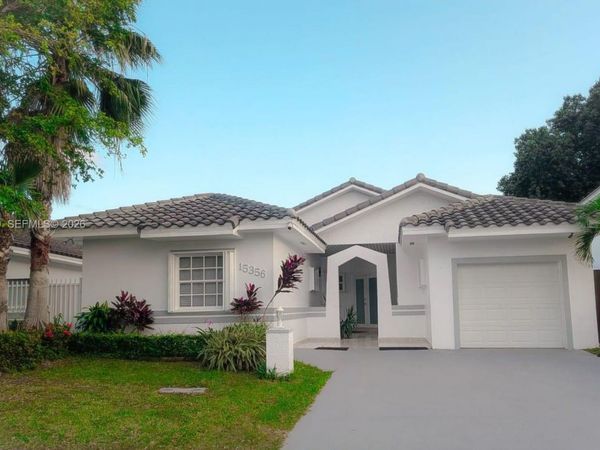 15356 SW 42nd Ln , Miami, FL 33185
