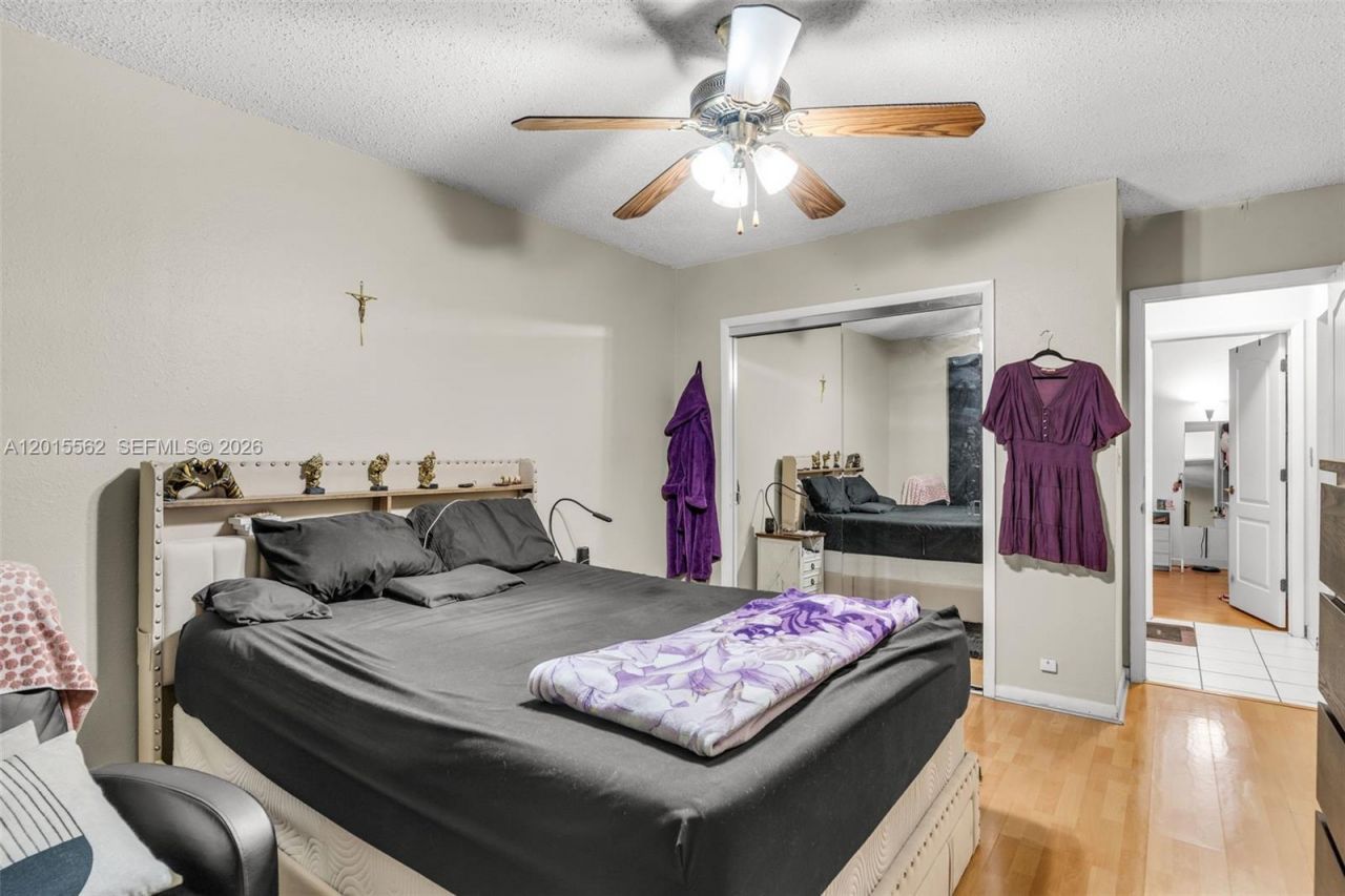 3270 SW 7th St , Miami, FL 33135 Photo