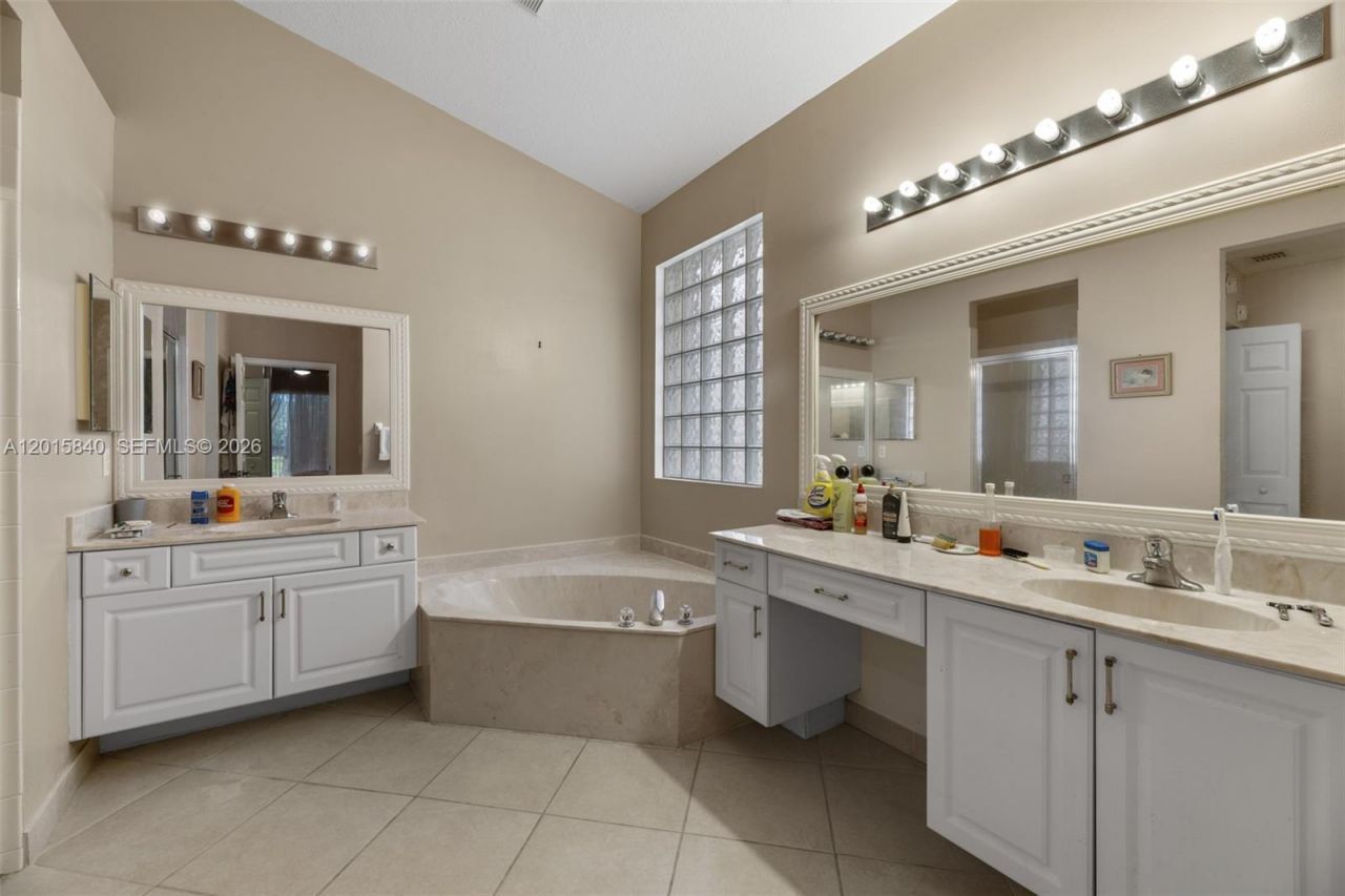 7363 Via Luria, Lake Worth, FL 33467 Photo