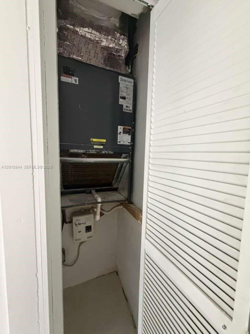 1461 SW 7th St , Unit 1, Miami, FL 33135 Photo