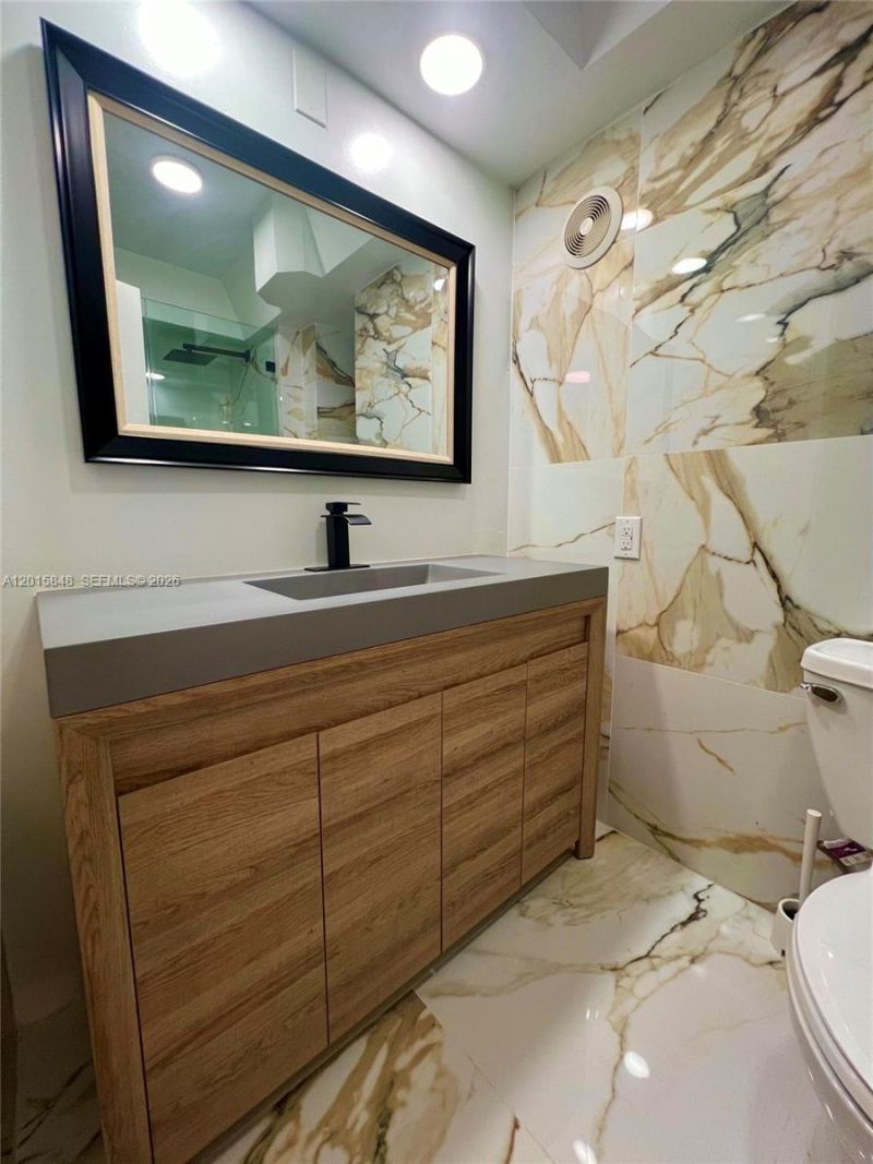 20300 W Country Club Dr, Unit 106-3, Aventura, FL 33180 Photo