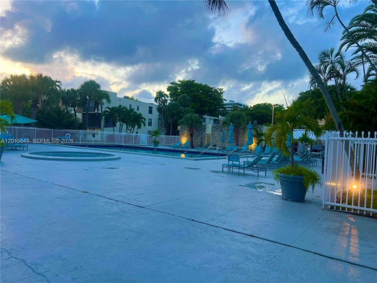 20300 W Country Club Dr, Unit 106-3, Aventura, FL 33180 Photo