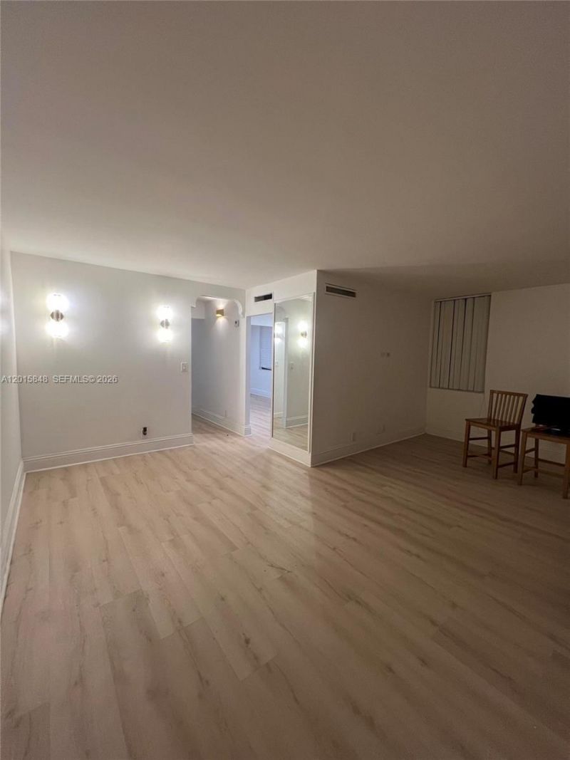 20300 W Country Club Dr, Unit 106-3, Aventura, FL 33180 Photo