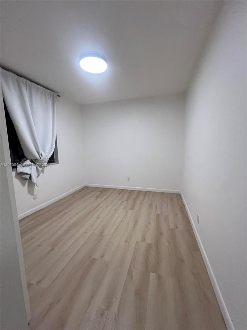 20300 W Country Club Dr, Unit 106-3, Aventura, FL 33180 Photo