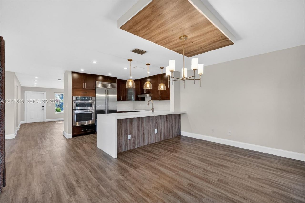 1603 W Harmony Lake Cir , Unit ., Davie, FL 33324 Photo