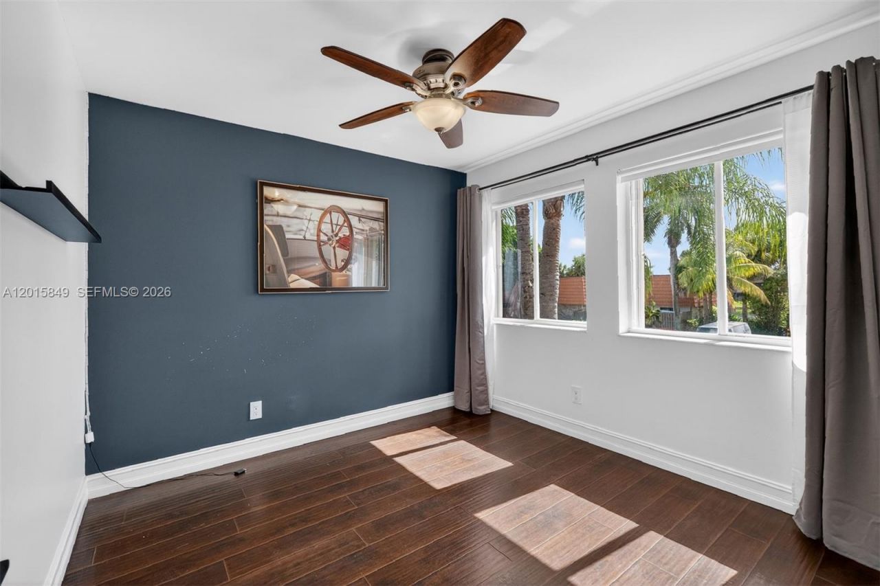 1603 W Harmony Lake Cir , Unit ., Davie, FL 33324 Photo