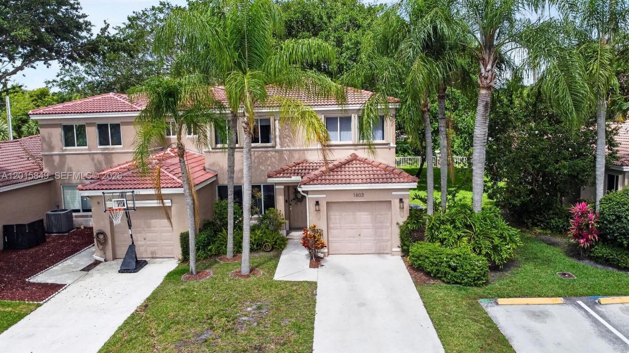 1603 W Harmony Lake Cir , Unit ., Davie, FL 33324 Photo