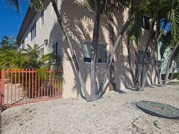 615 82nd St , Unit 1, Miami Beach, FL 33141
