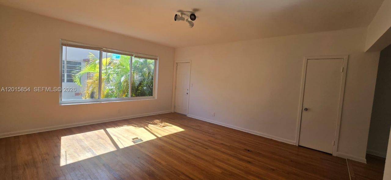 615 82nd St, Unit 1, Miami Beach, FL 33141 Photo