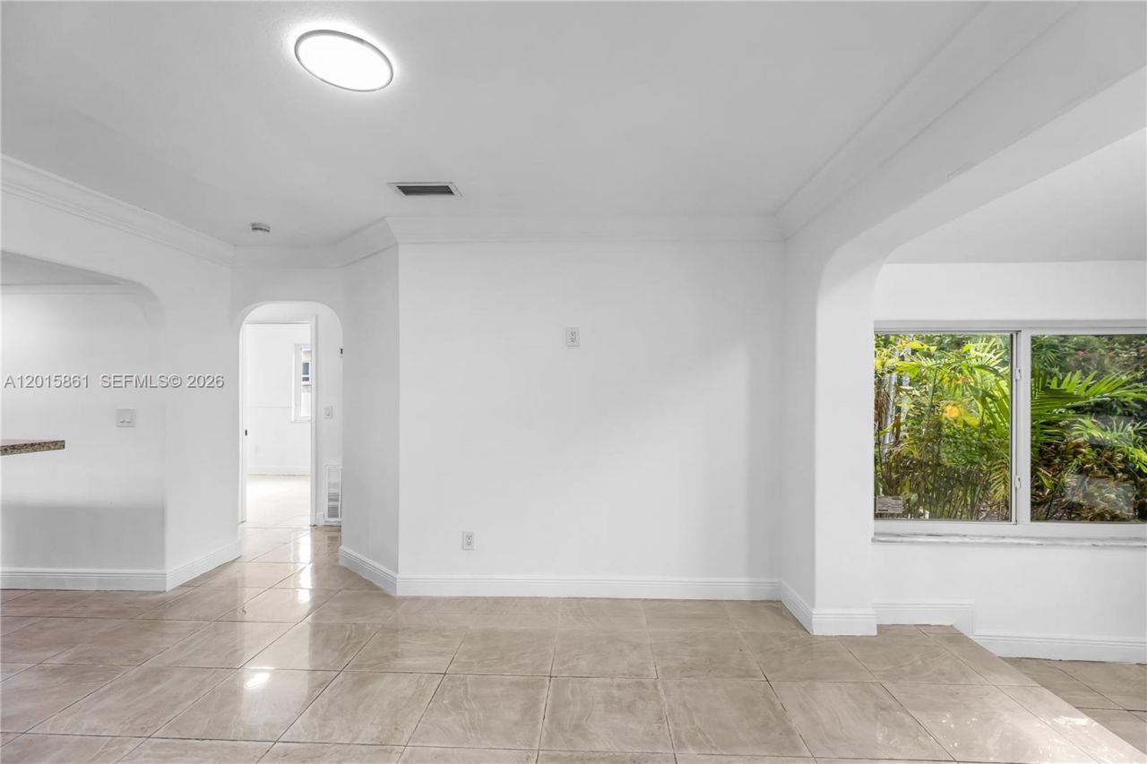1835 SW 18th St, Miami, FL 33145 Photo