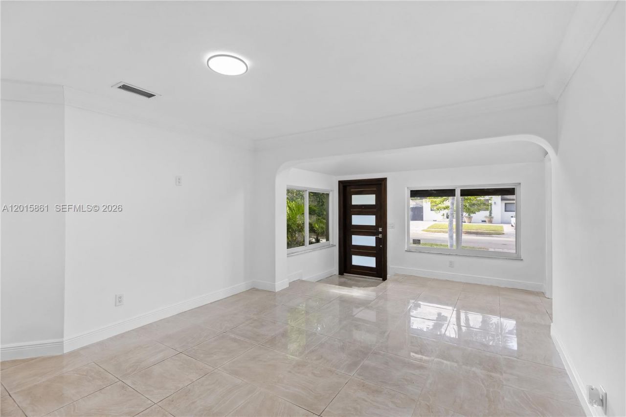 1835 SW 18th St, Miami, FL 33145 Photo