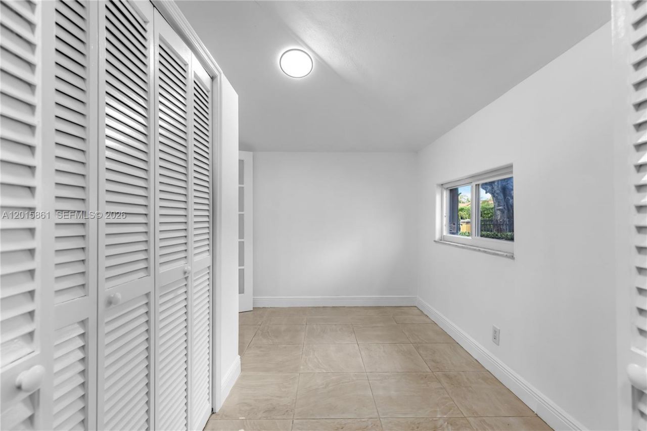 1835 SW 18th St, Miami, FL 33145 Photo
