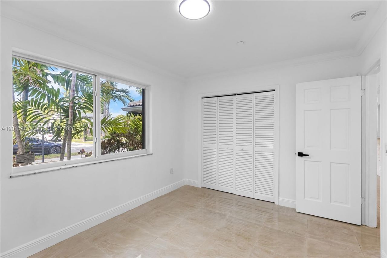 1835 SW 18th St, Miami, FL 33145 Photo