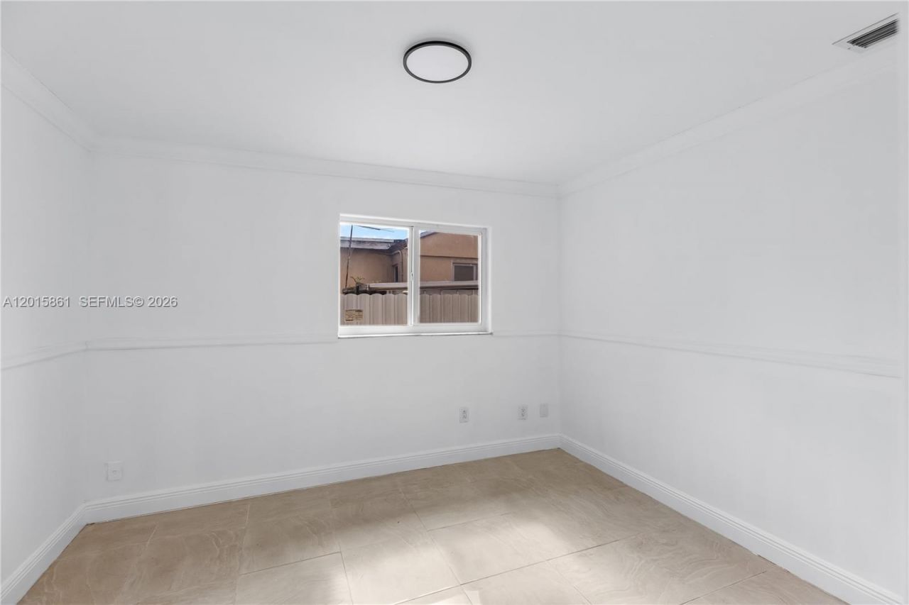 1835 SW 18th St, Miami, FL 33145 Photo