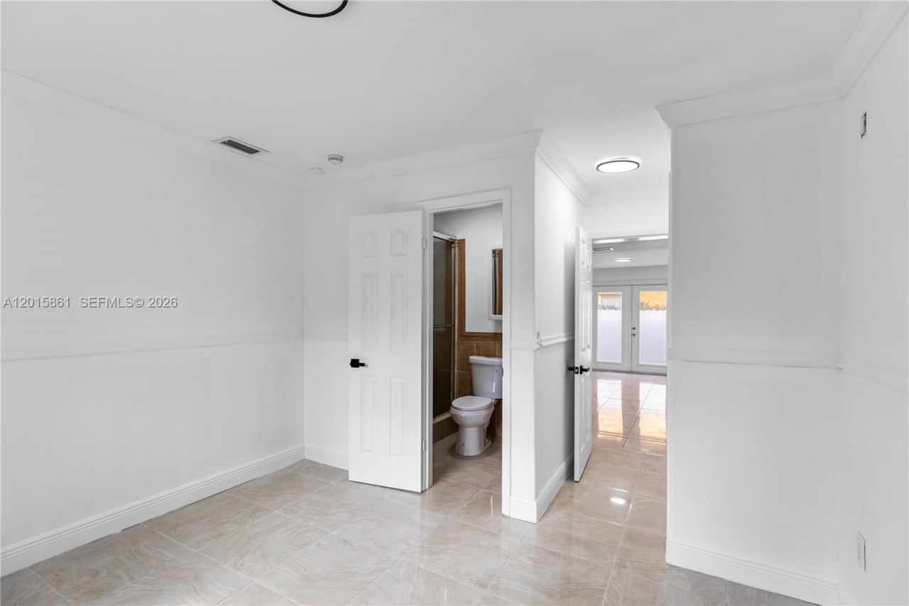 1835 SW 18th St, Miami, FL 33145 Photo