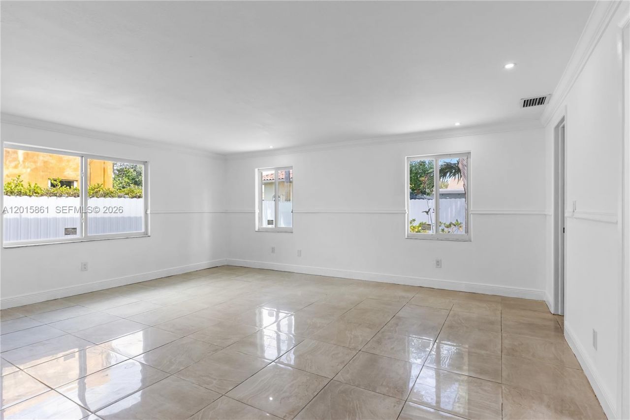 1835 SW 18th St, Miami, FL 33145 Photo