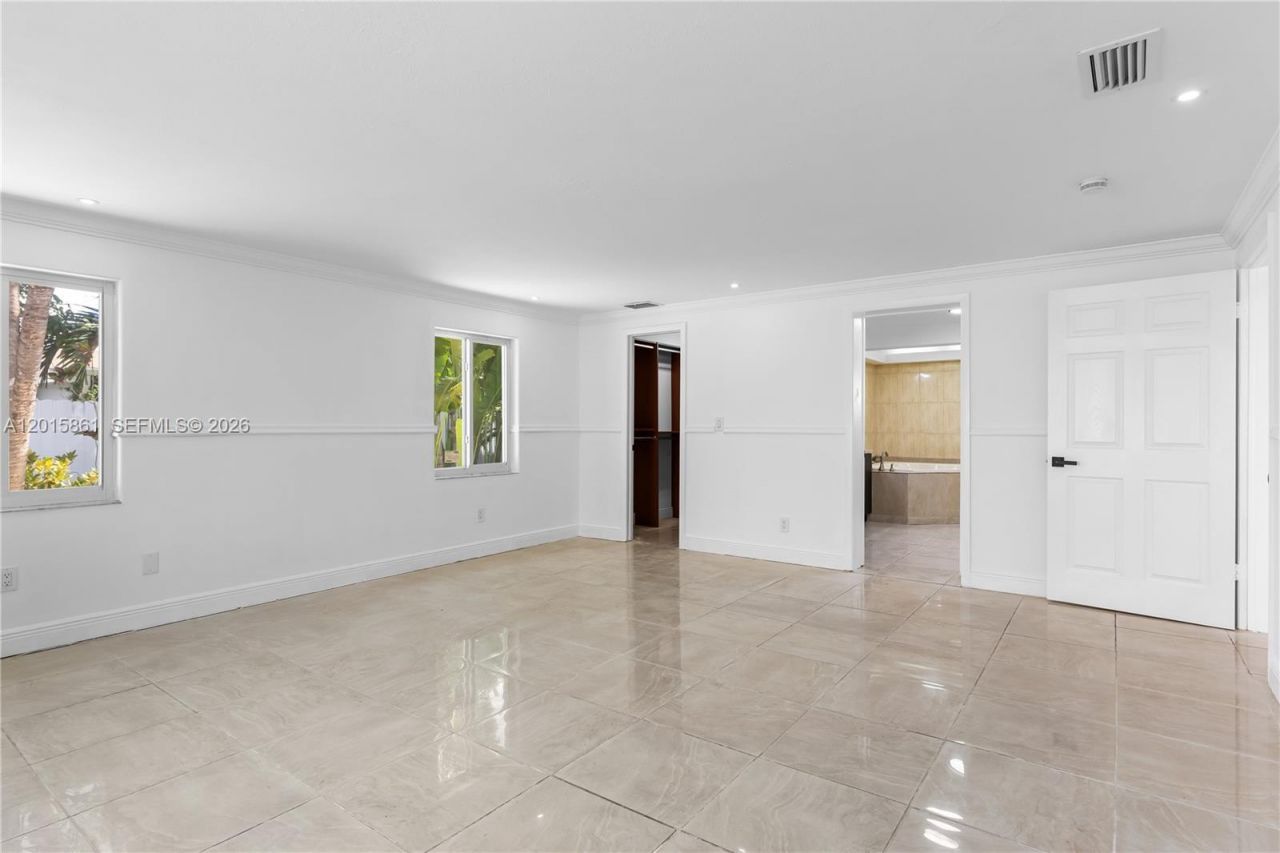 1835 SW 18th St, Miami, FL 33145 Photo