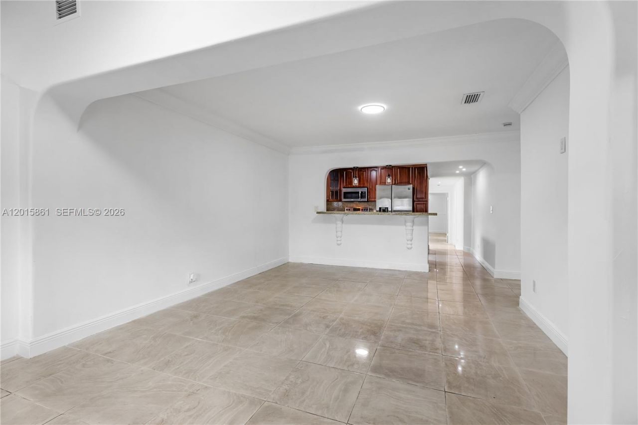 1835 SW 18th St, Miami, FL 33145 Photo