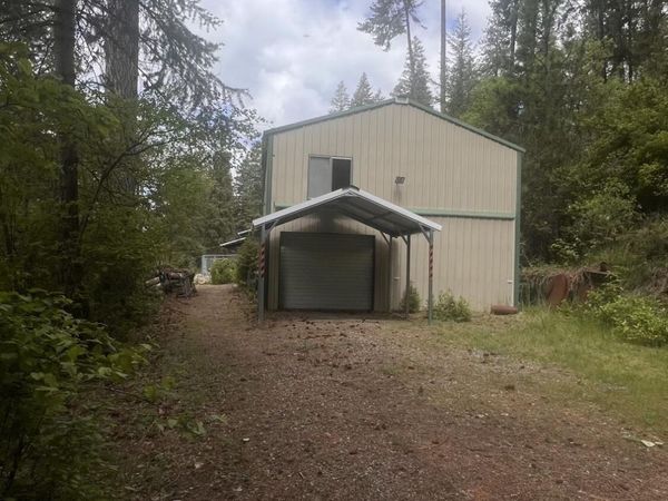 233 E Driftwood Heights DR, Harrison, ID 83833