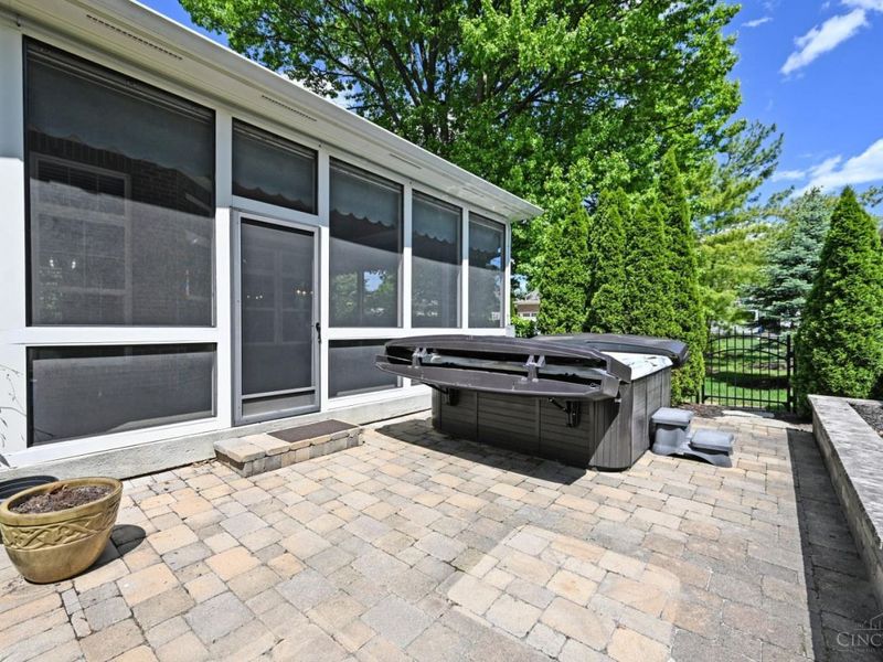 7054 Harbour Town Drive, West Chester, OH 45069 Photo 58