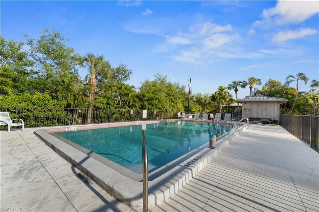 900 Henderson Creek Dr , Unit A102, Naples, FL 34114 Photo