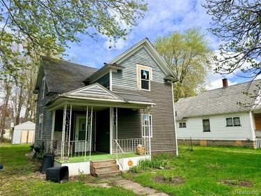 1615 S Fayette Street, Saginaw, MI 48602