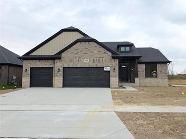 24169 Sawgrass Drive, Macomb Twp, MI 48042