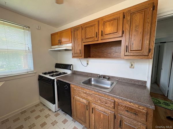 263-45 73rd Avenue, Unit 2nd Floor, Glen Oaks, NY 11004
