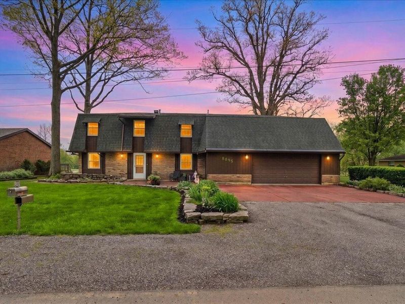 8095 Blue Heron Cove, Huntsville, OH 43324 Photo 1