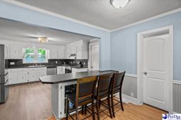 1111 Syracuse St. photo 4
