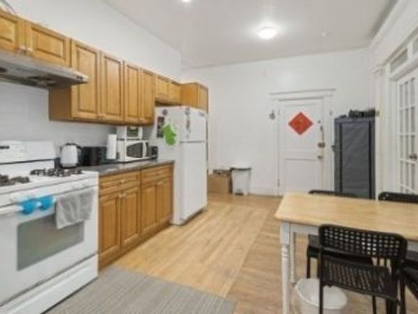 1258 Commonwealth Ave, Unit 1, Boston, MA 02134