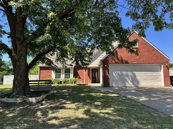 7540 S Trenton Place , Tulsa, OK 74136
