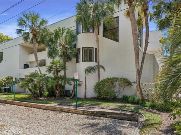 540 Oglethorpe Ave , Unit 10, St Simons Island, GA 31522