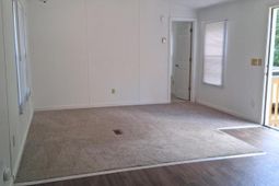 213 Enterprise Street photo 4