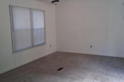 213 Enterprise Street photo 4