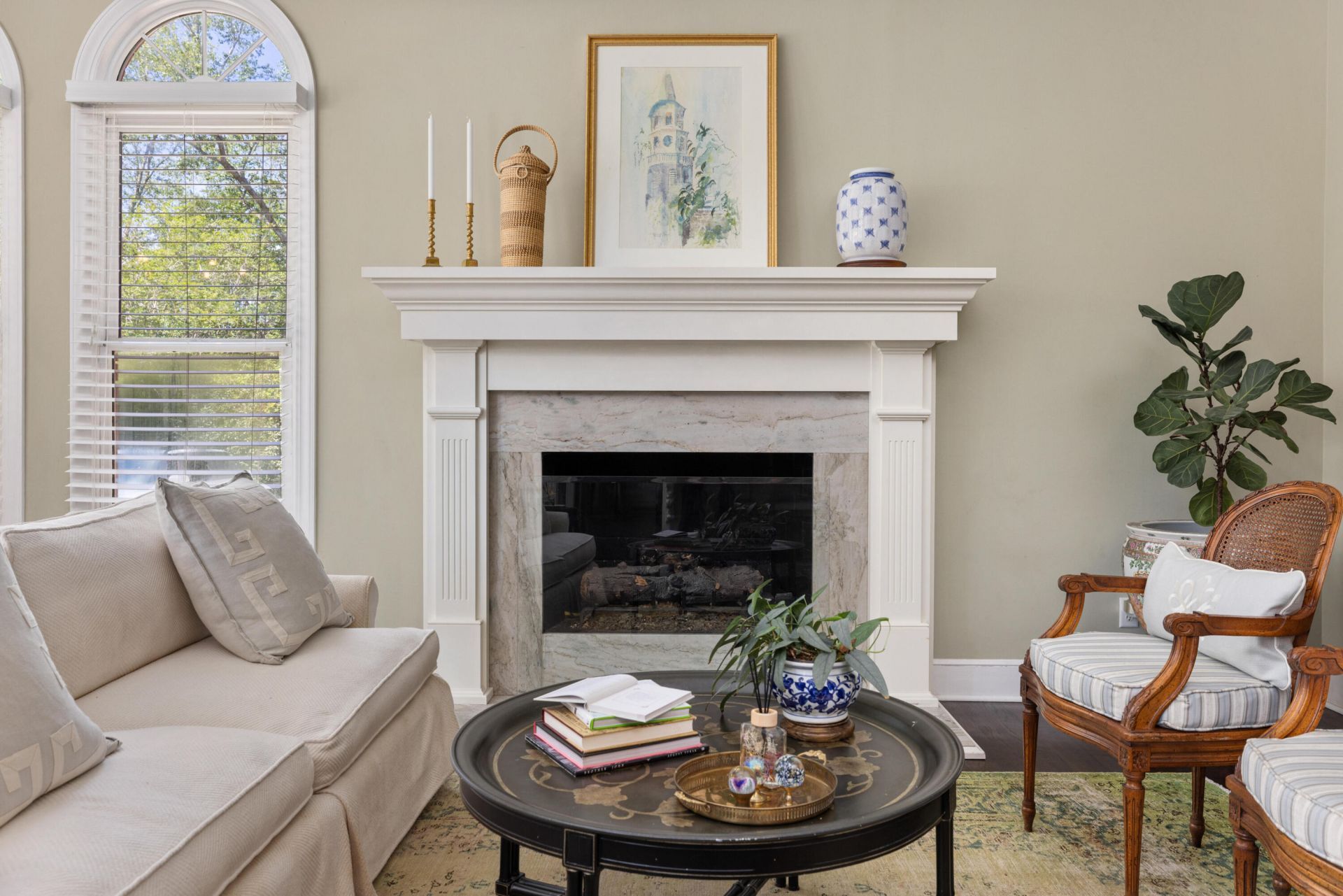 1210 Chersonese Round Photo 17