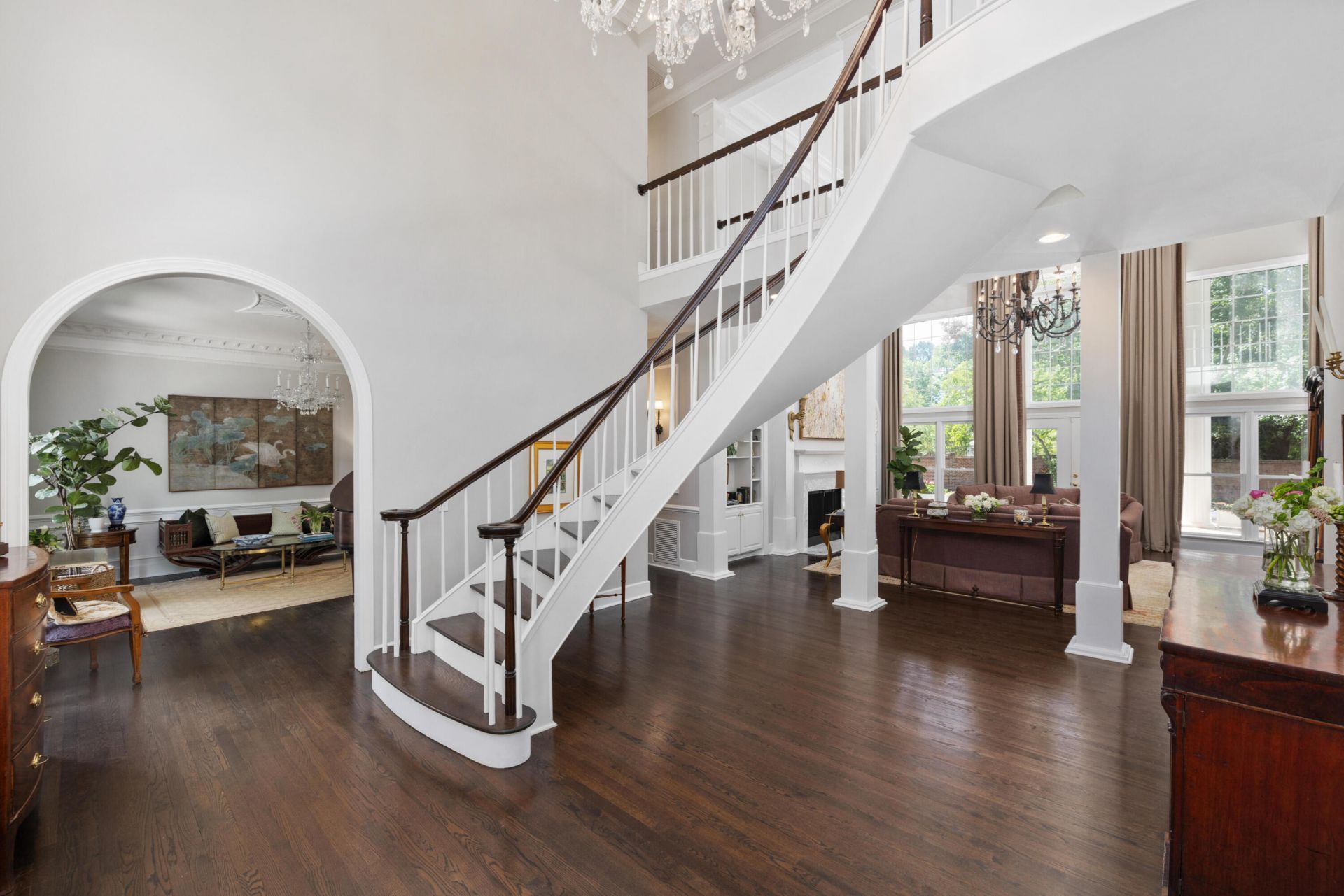 1210 Chersonese Round Photo 22