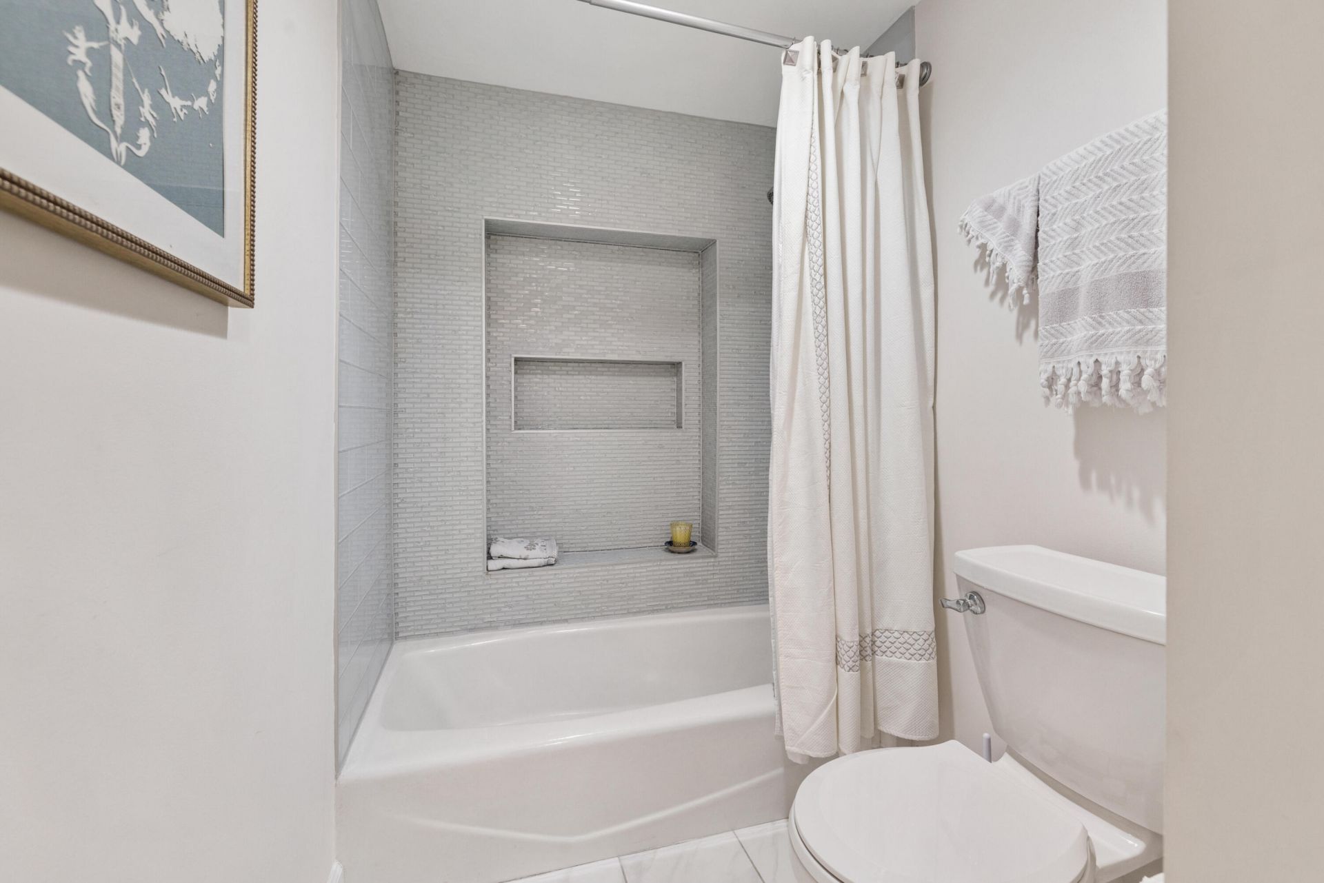 1210 Chersonese Round Photo 48