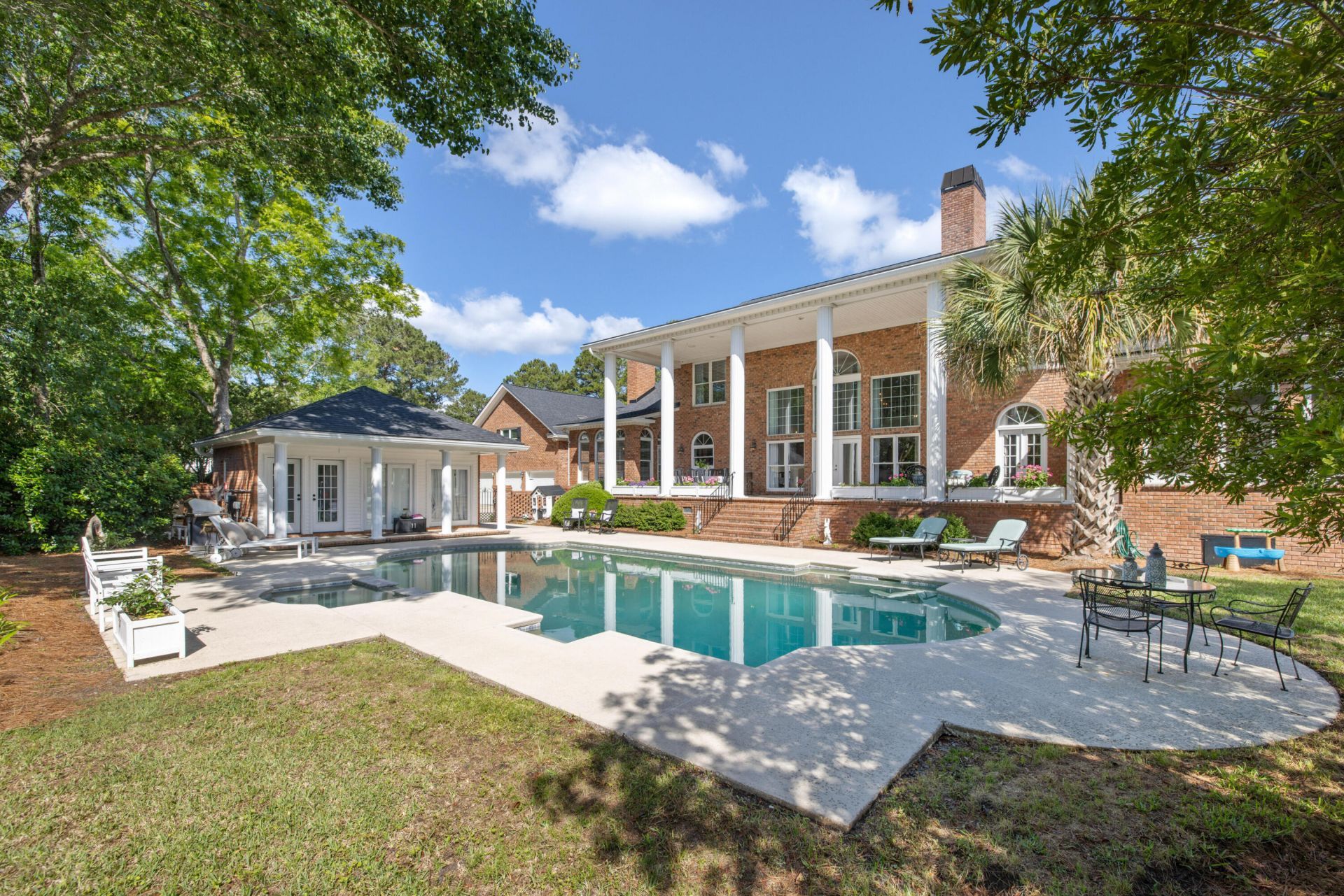 1210 Chersonese Round Photo 57